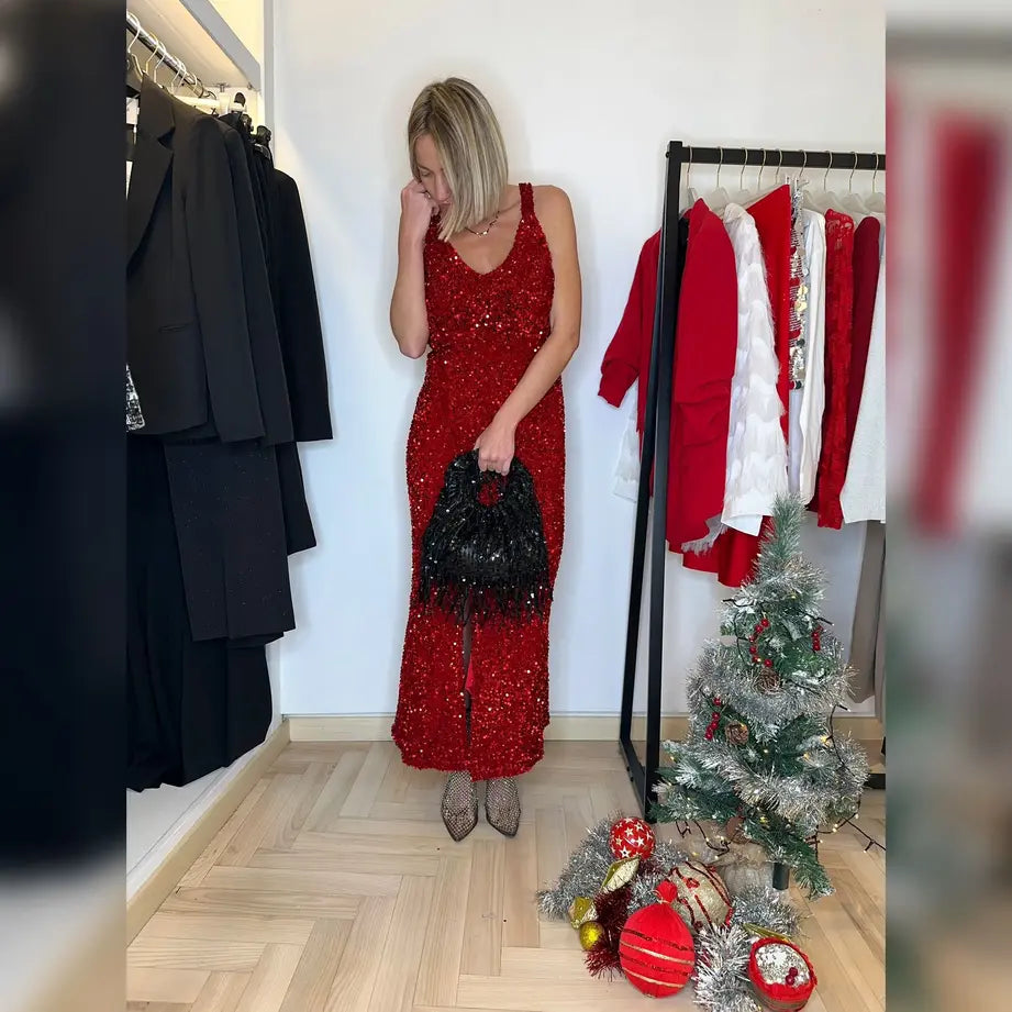 abito in paillettes rosse