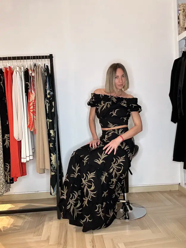 top corto di cotone, un outfit ideale per una passeggiata a firenze d'estate