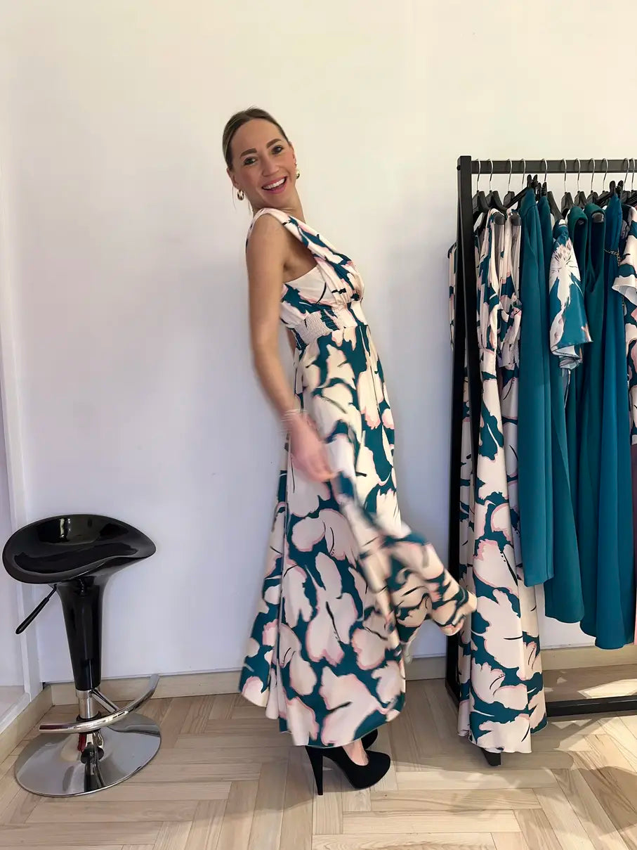 abito morbido Claset floreale dal tessuto satinato e in fantasia a fiori dai colori beige e verde militare