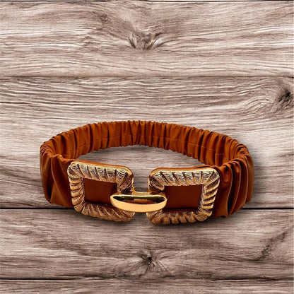 cintura con fibbia in oro elasticizzata color cammello