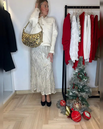 gonna con dettagli in paillettes oro adatta per una festa di natale in famiglia o tra amiche