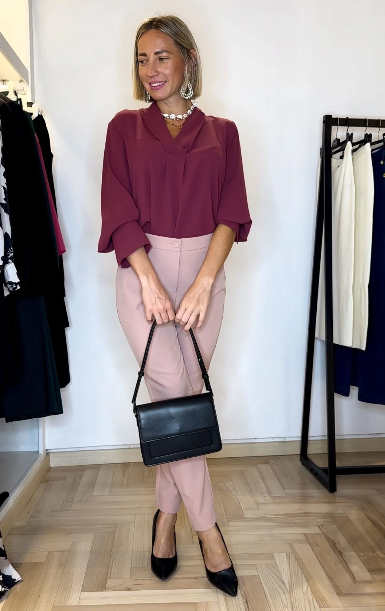 pantalone, vita alta, moda, comodo, tessuto tecnico, vicino a me 